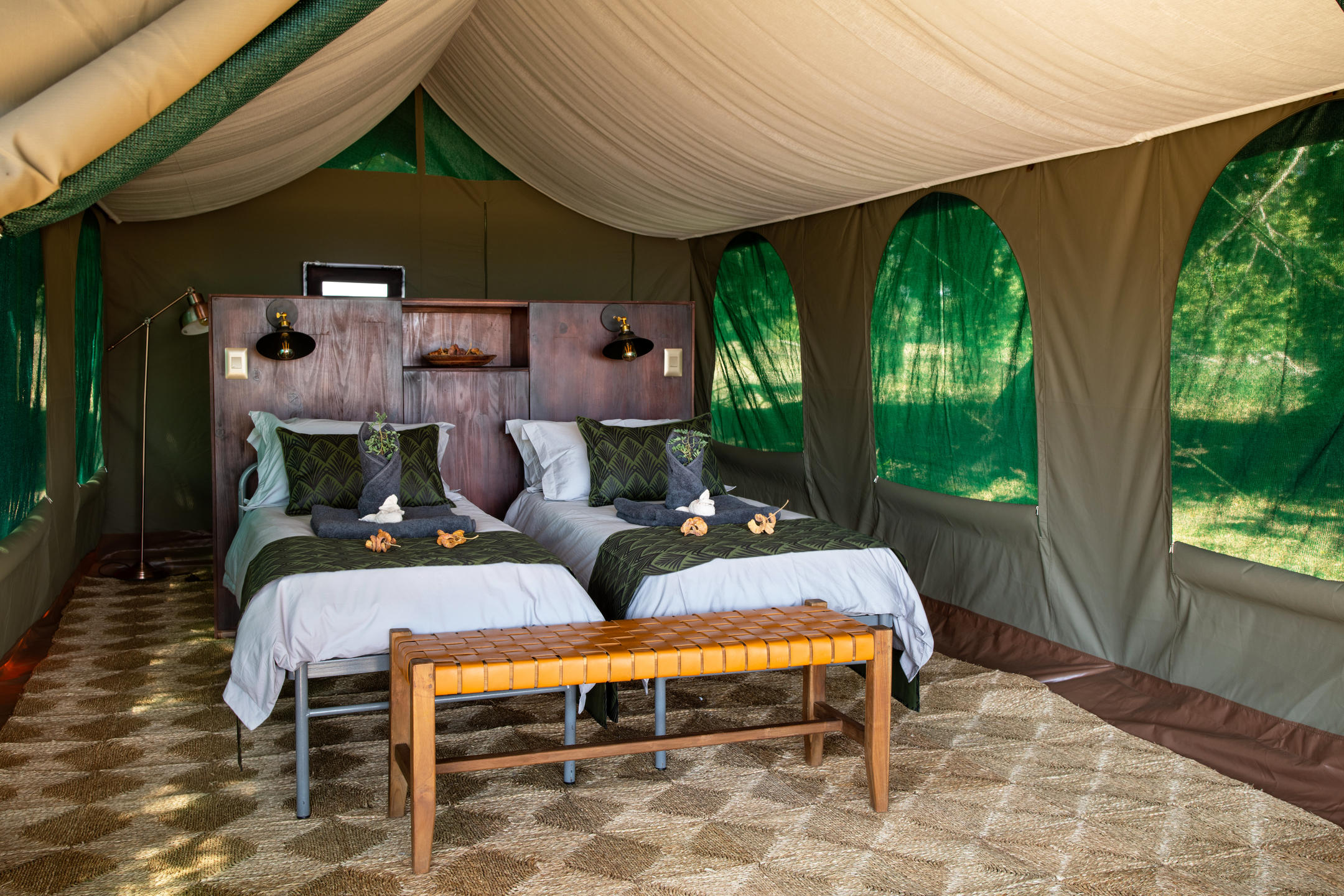 Mana River Camp thumbnail 1